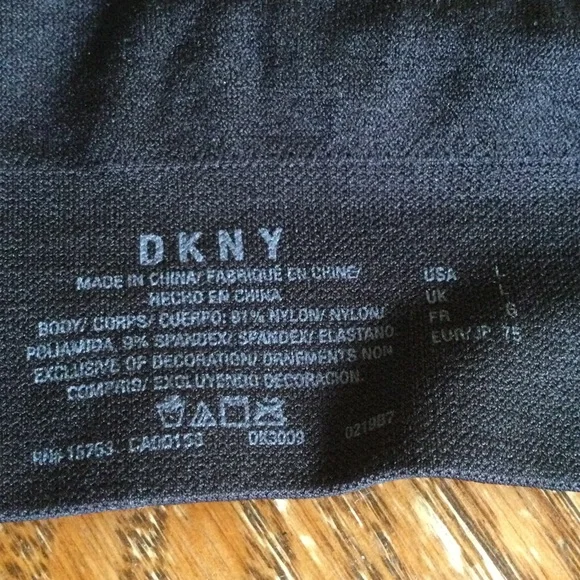 Women’s DKNY Bralette Black Various sizes - NWOT - Picture 3 of 3